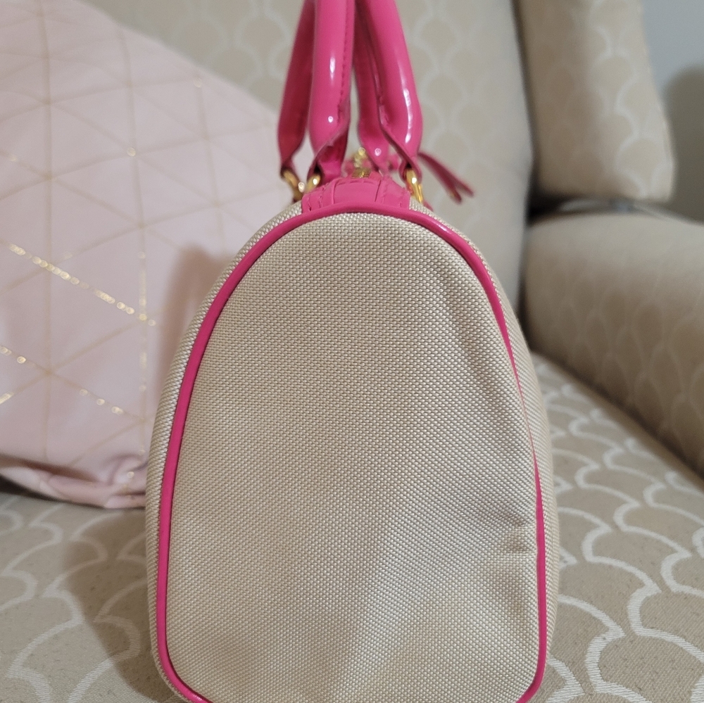 Beautiful Speedy Style Victorias Secret fun pink and smooth canvas style handbag - Picture 7 of 17